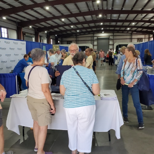 People At Senior Expo 002